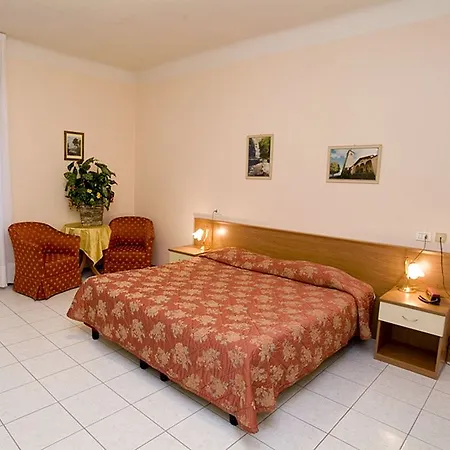 Roma Hotel