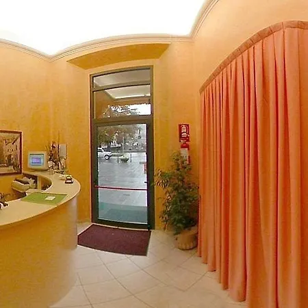 Roma 3*