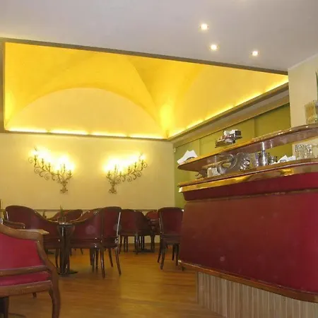 Roma Hotel