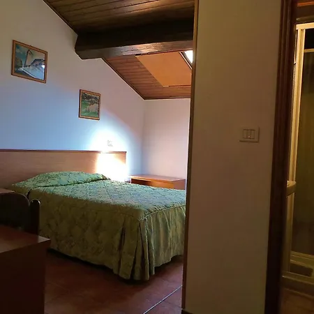 Hotell Roma 3*